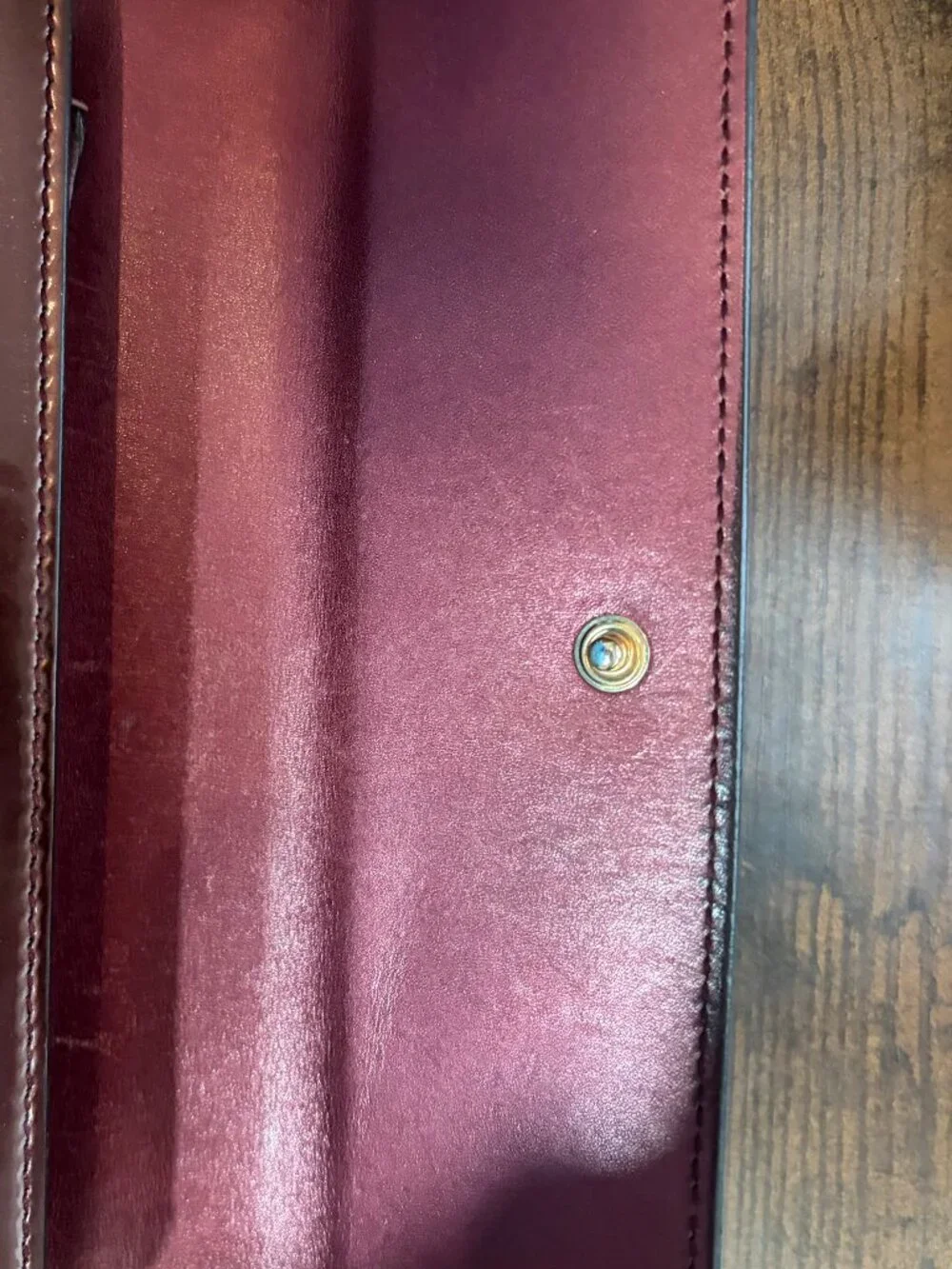 AUTHENTIC Gucci Shiny Guccissima Lovely Heart Continental Wallet w/ Chain